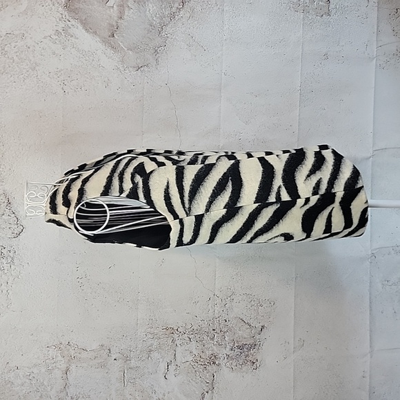 Chico's Zebra Print Open Front Vest Womens Size M ( Chicos Size 1) - Picture 5 of 10